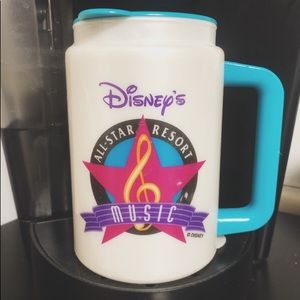 ⭐️VINTAGE⭐️ Disney’s All-Star Music Resort Mug 🎼